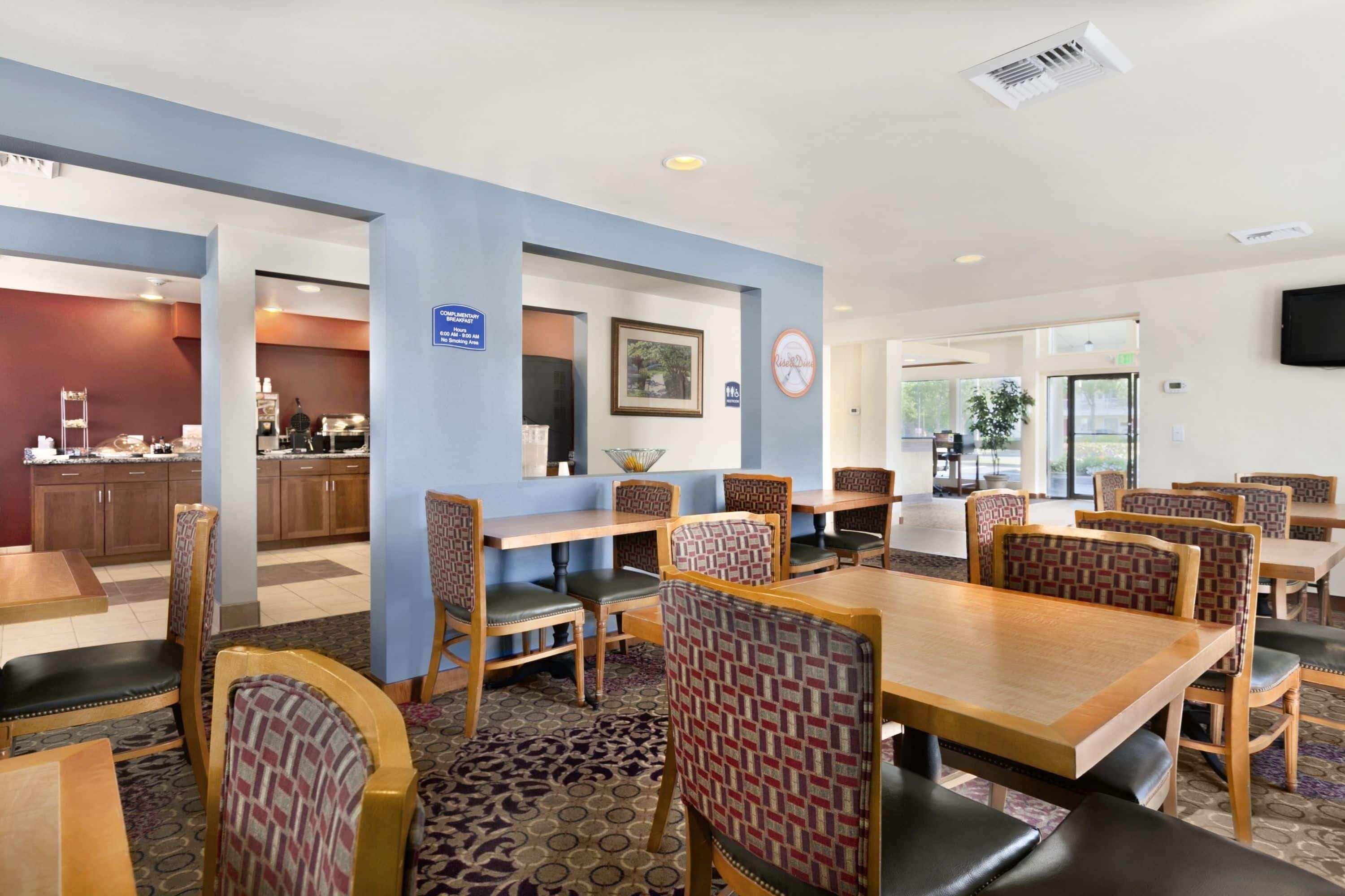 South Tacoma Suites Esterno foto