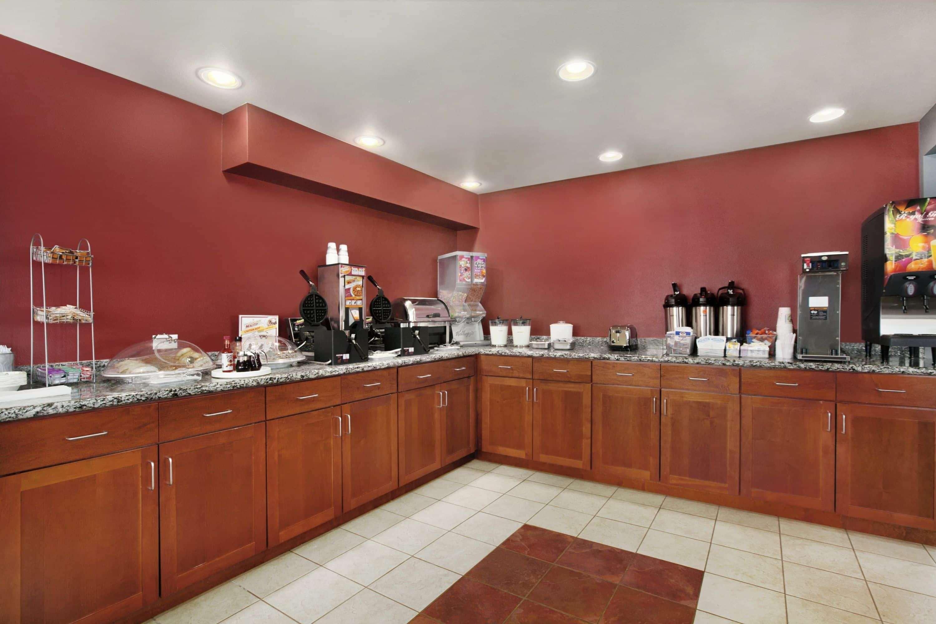 South Tacoma Suites Esterno foto